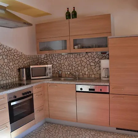 Gastehaus Schrott Aparthotel 3*