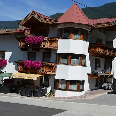 Gaestehaus Schrott Oetz