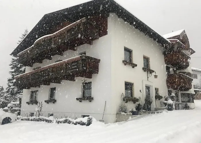 Gaestehaus Schrott 3* Oetz