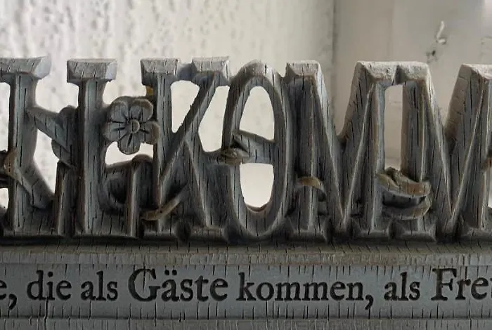 Gaestehaus Schrott Ξενοδοχείο με διαμερίσματα 3*