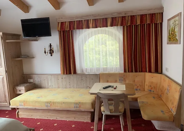 Gaestehaus Schrott 3*