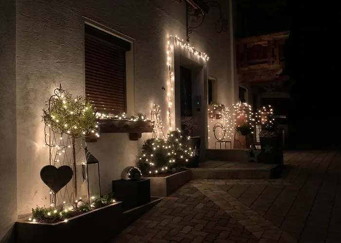 Gaestehaus Schrott Ξενοδοχείο με διαμερίσματα