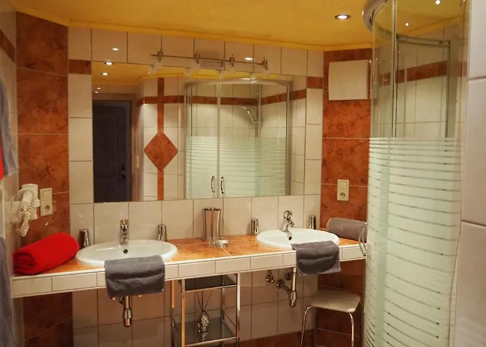 Gaestehaus Schrott 3*