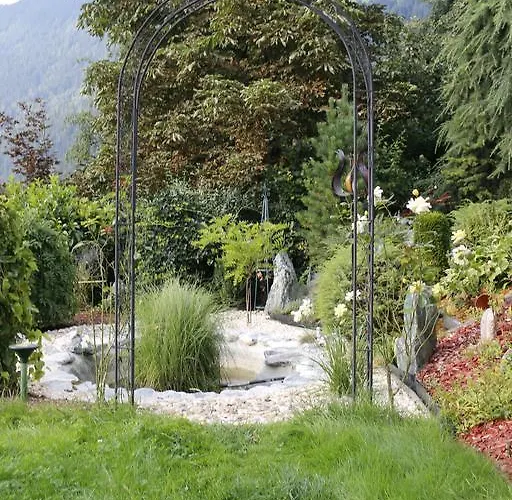 Gaestehaus Schrott 3*