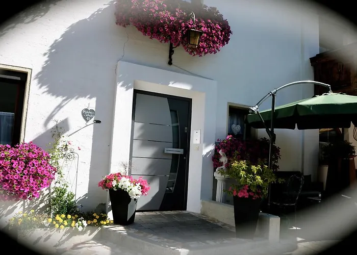 Gaestehaus Schrott 3*