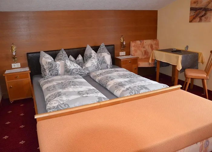 Gaestehaus Schrott Oetz