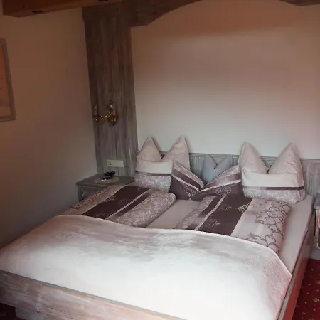 Gaestehaus Schrott 3* Эц