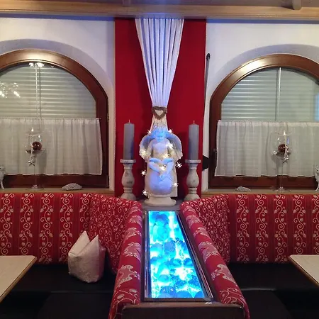 Aparthotel Gaestehaus Schrott Oetz